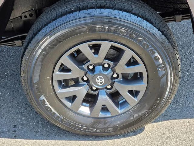 2023 Toyota Tacoma SR5 - Photo 15