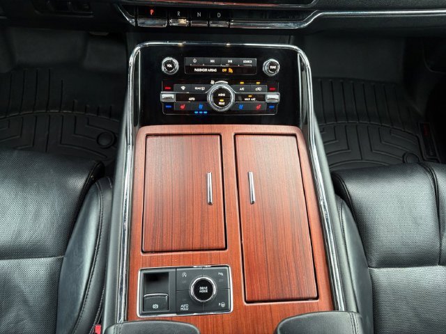 Used 2021 Black Lincoln Reserve image 3
