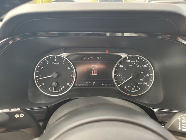 Used 2025 White Nissan SV image 29