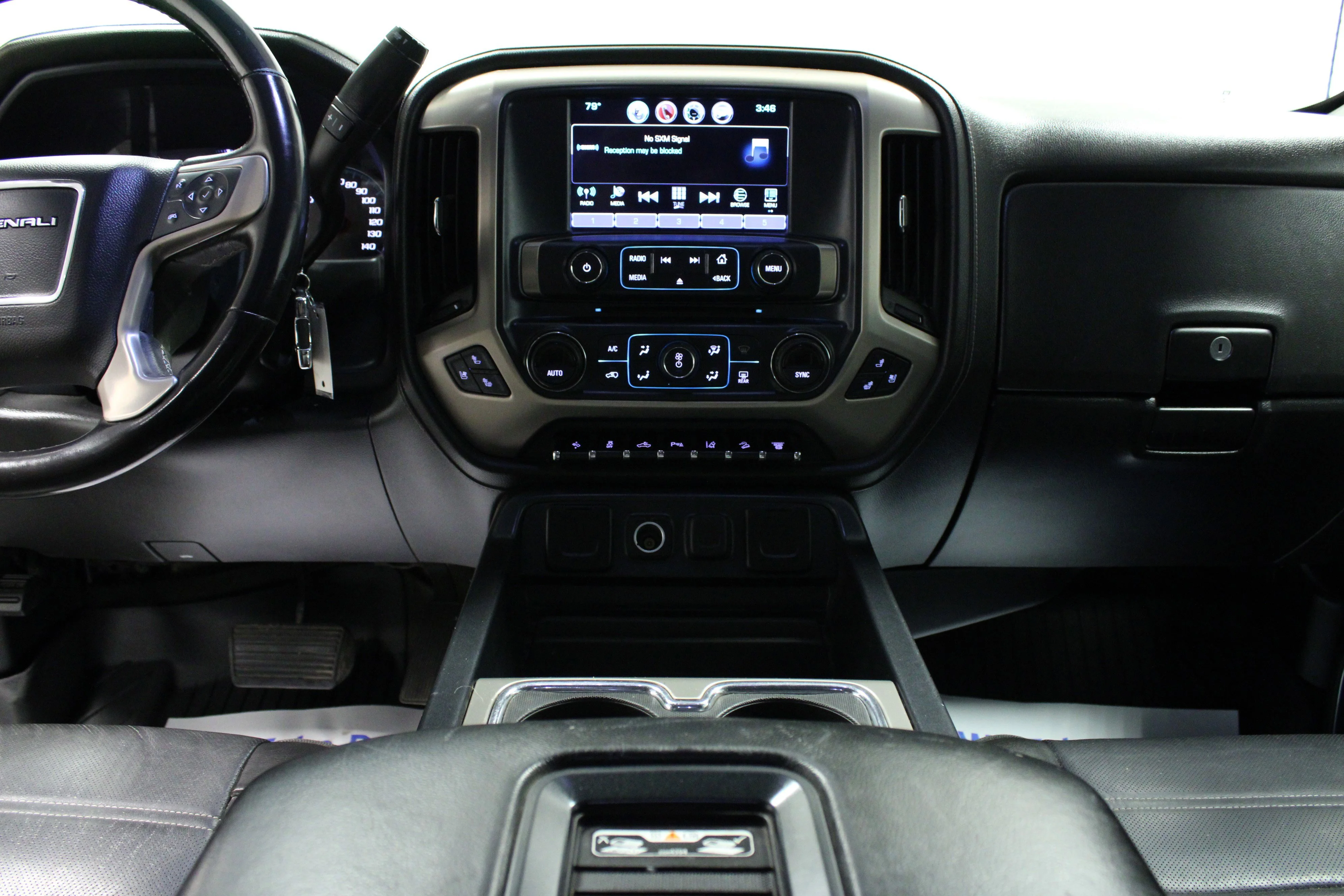 Used 2017 ONYX BLACK GMC Denali image 18