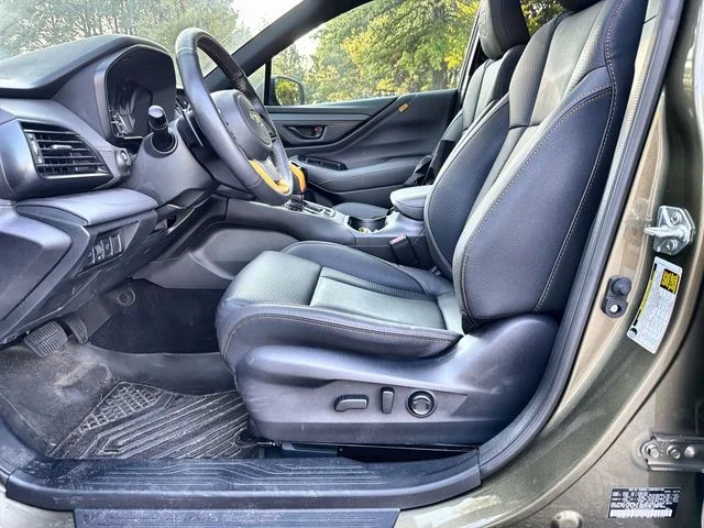 Used 2025 Green Subaru Wilderness image 12