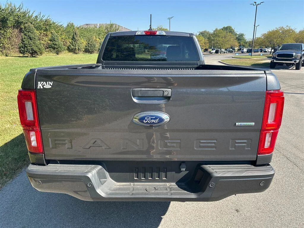 Used 2019 Gray Ford XLT image 10