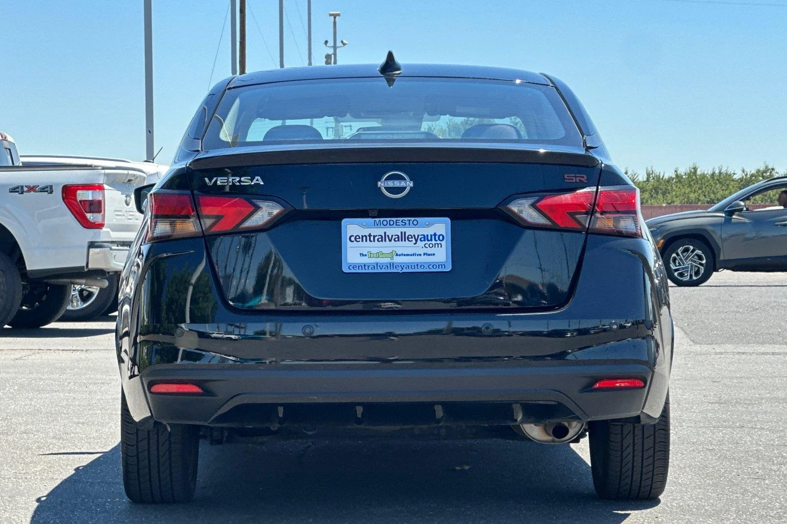 Used 2024 Super Black Nissan SR image 5