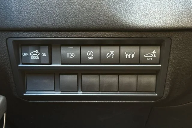 2026 Toyota Tundra Limited - Photo 30