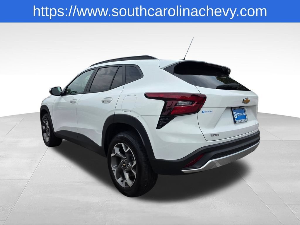 Certified Used 2025 Summit White Chevrolet LT image 35