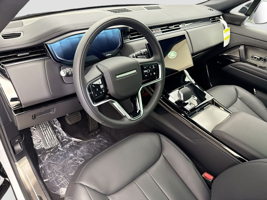 New 2026 Ostuni Pearl White Land Rover SE image 10