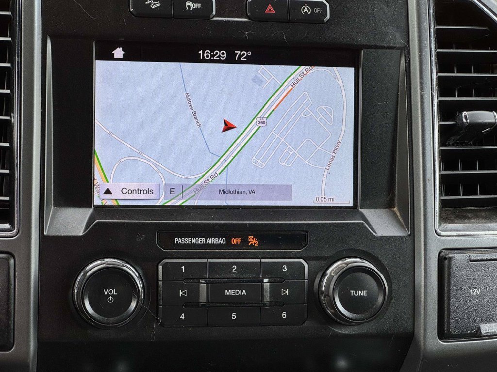 Used 2019 Red Ford XLT image 4