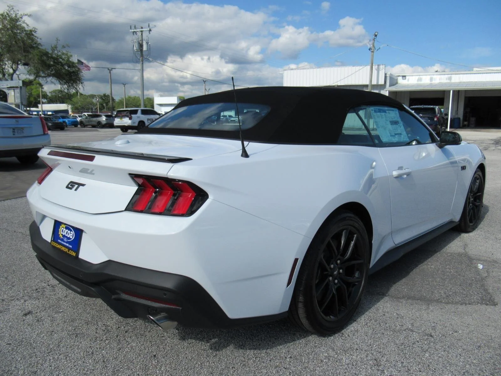 New 2025 Oxford White Ford GT Premium Convertible image 7