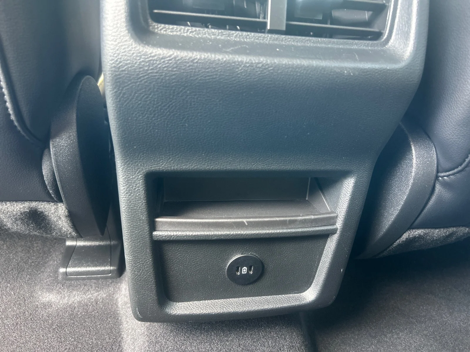 Used 2023 White Ford SEL image 13