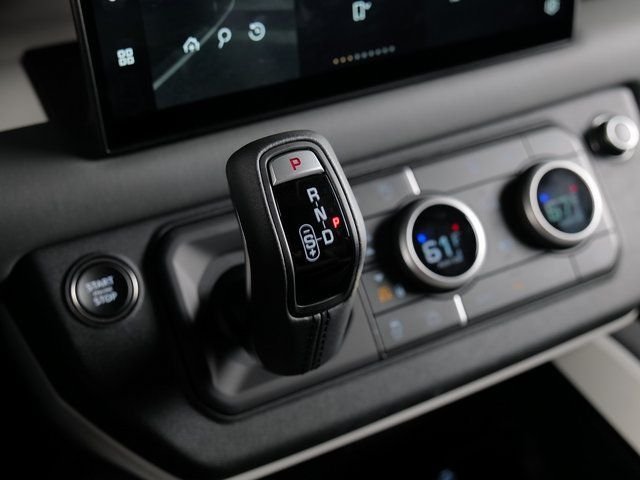 Used 2025 Blue Land Rover S image 15