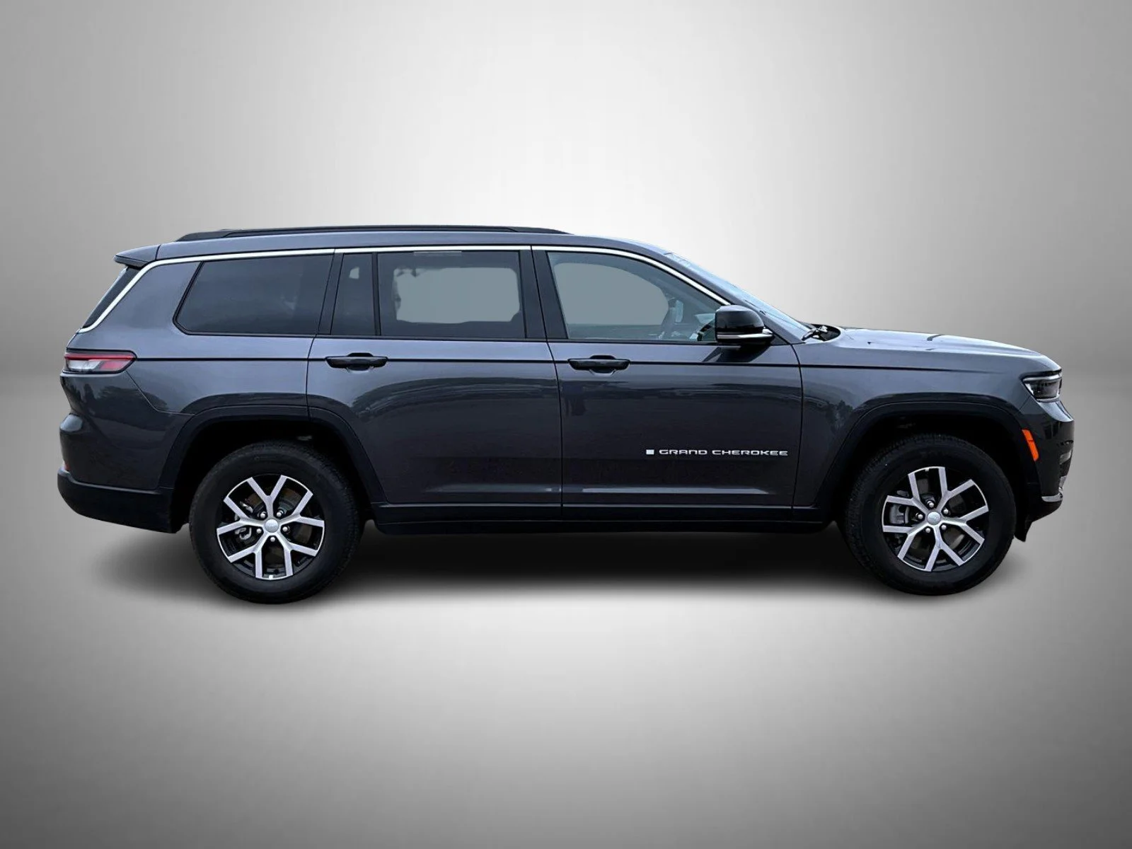 Certified Used 2025 Gray Jeep Limited image 4