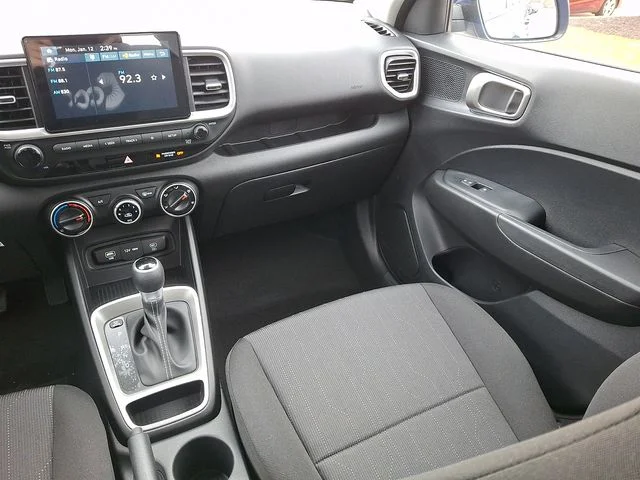 New 2026 Blue Hyundai SE image 11