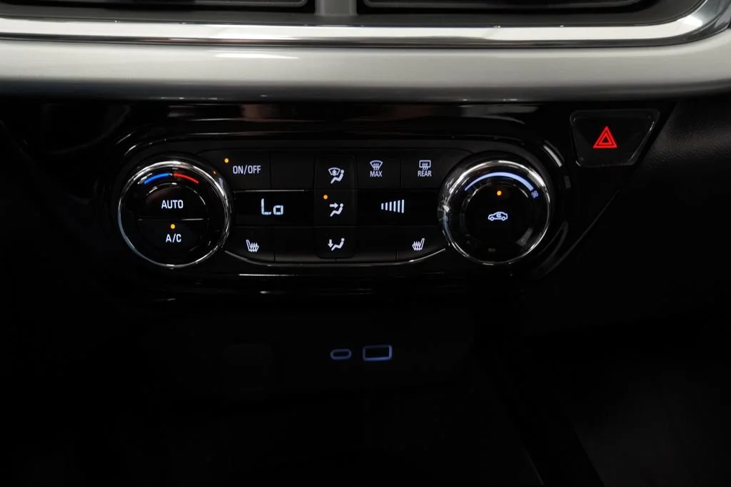 New 2026 Summit White Chevrolet LT image 17