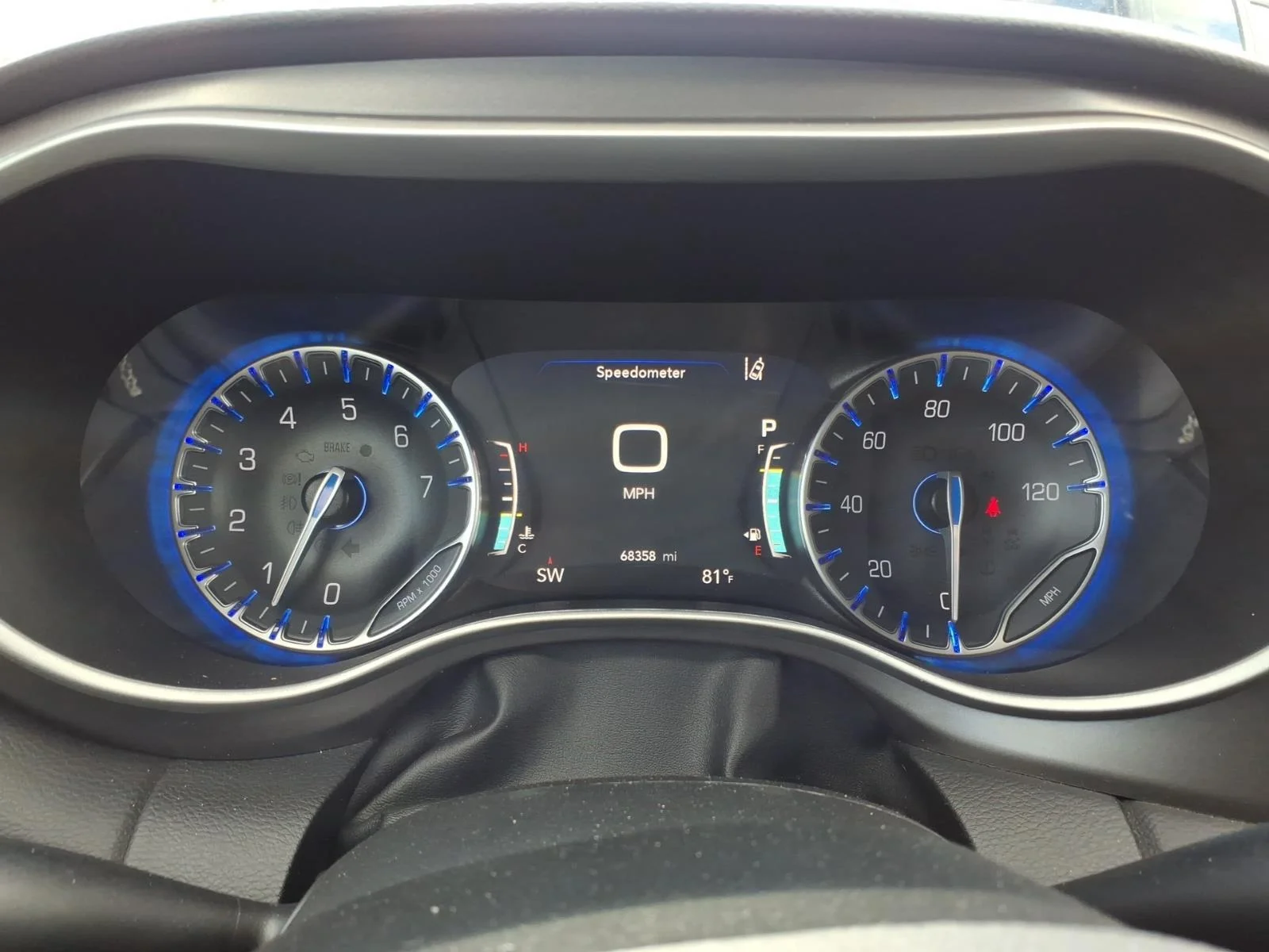 Used 2024 Bright White Clearcoat Chrysler Touring L image 22