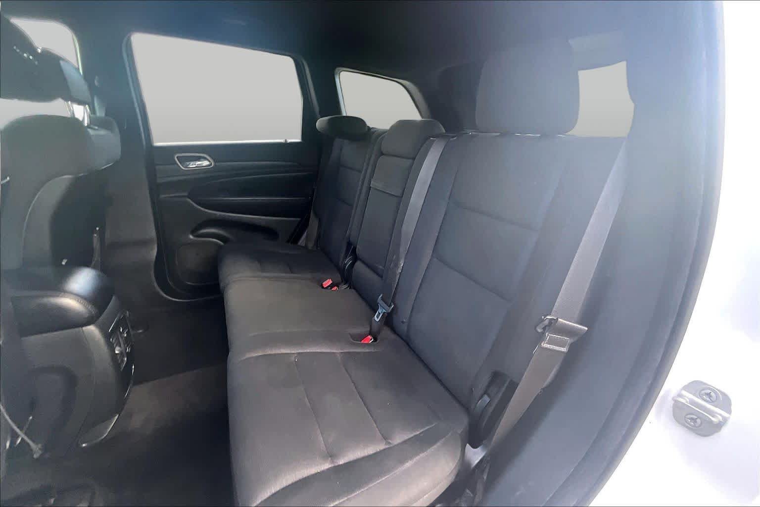 Used 2014 Bright White Clearcoat Jeep Laredo image 17
