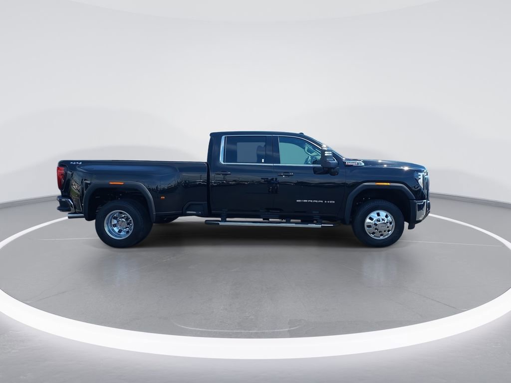 2026 GMC Sierra 3500HD SLE - Photo 9
