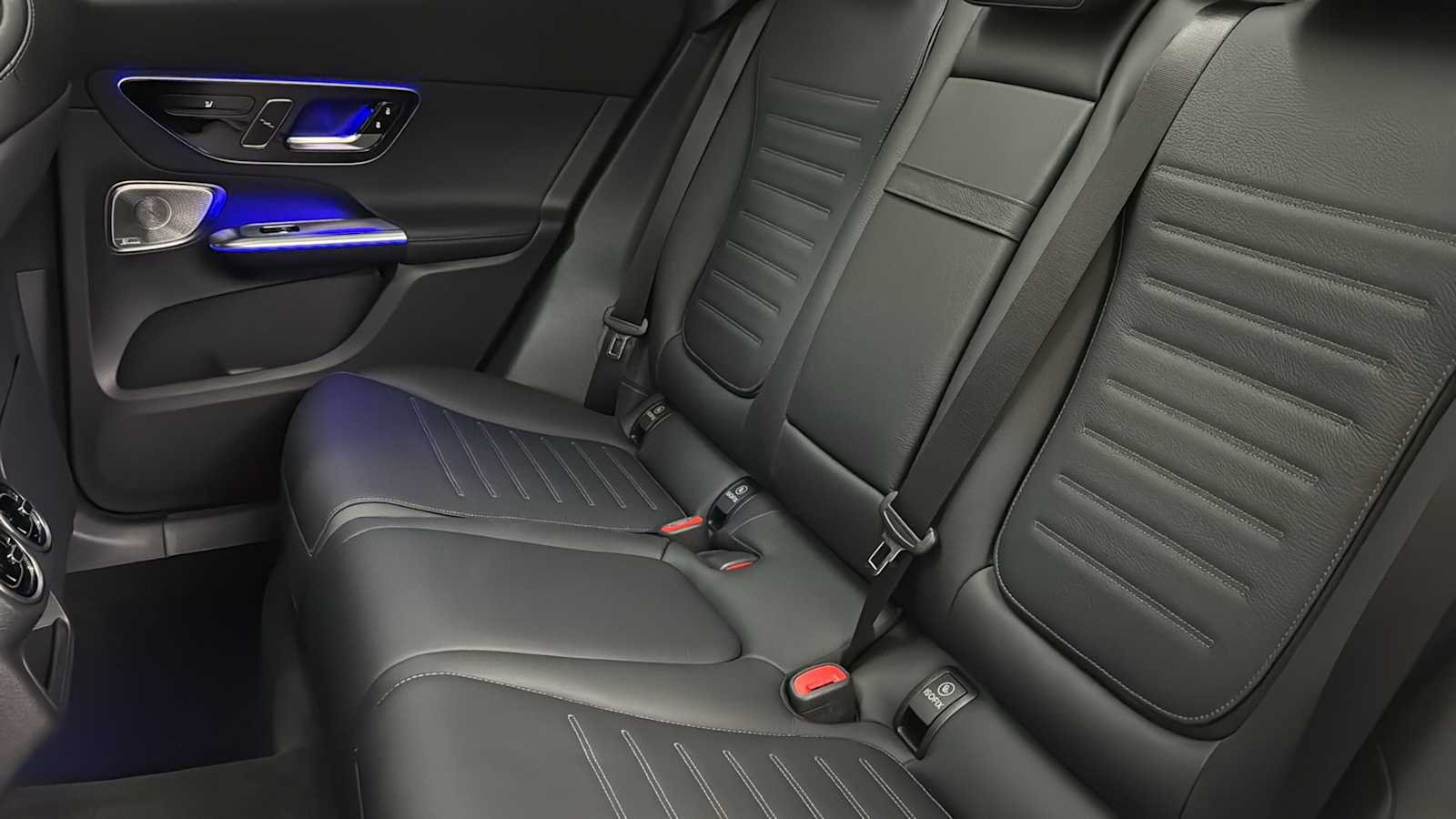 New 2026 MANUFAKTUR Alpine Grey Mercedes-Benz GLC 300 image 32