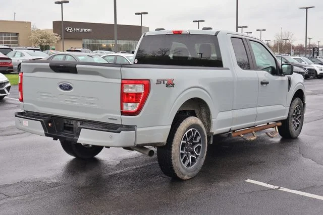 Used 2023 White Ford XL image 6