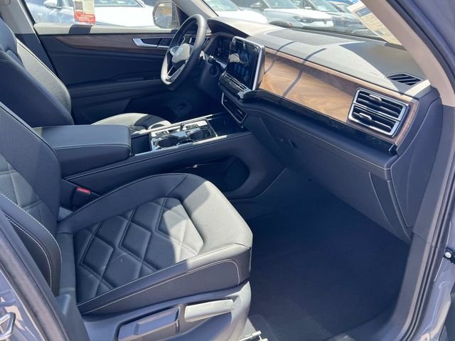 New 2026 Gray Volkswagen SE w/Technology image 33