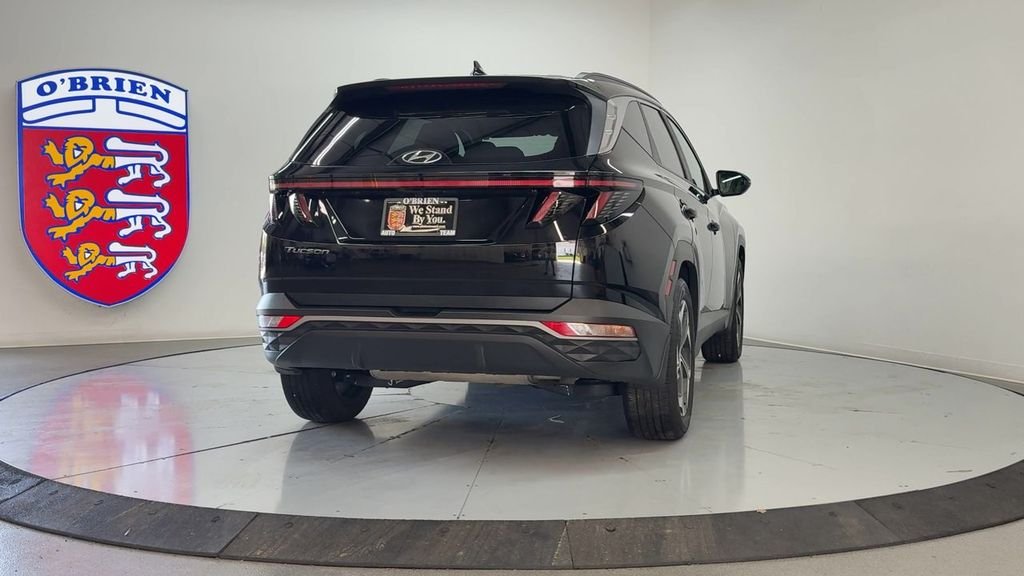 Used 2024 Black Pearl Hyundai SEL image 5