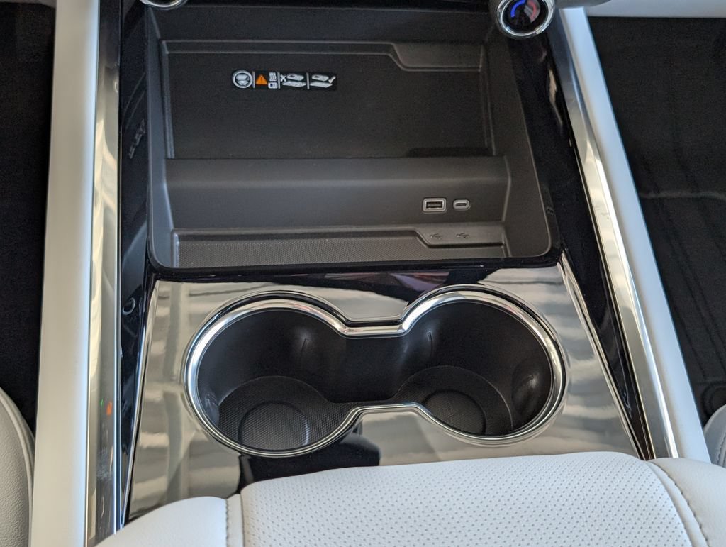2026 Chevrolet Tahoe Premier - Photo 26