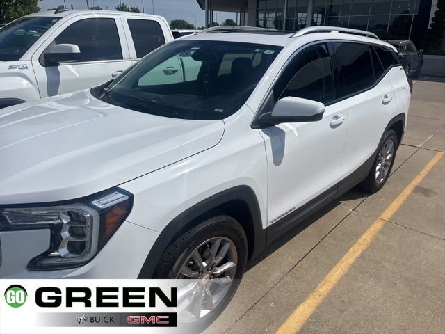2022 GMC Terrain SLT AWD's photo