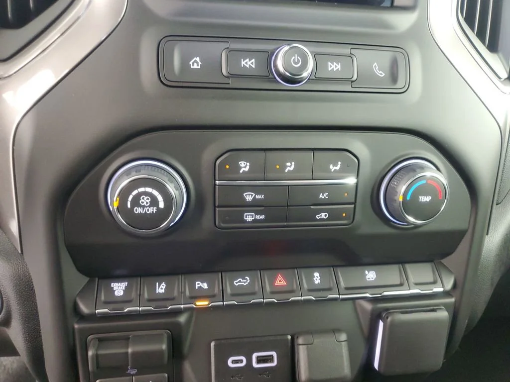 2026 Chevrolet Silverado 2500 HD Custom - Photo 21