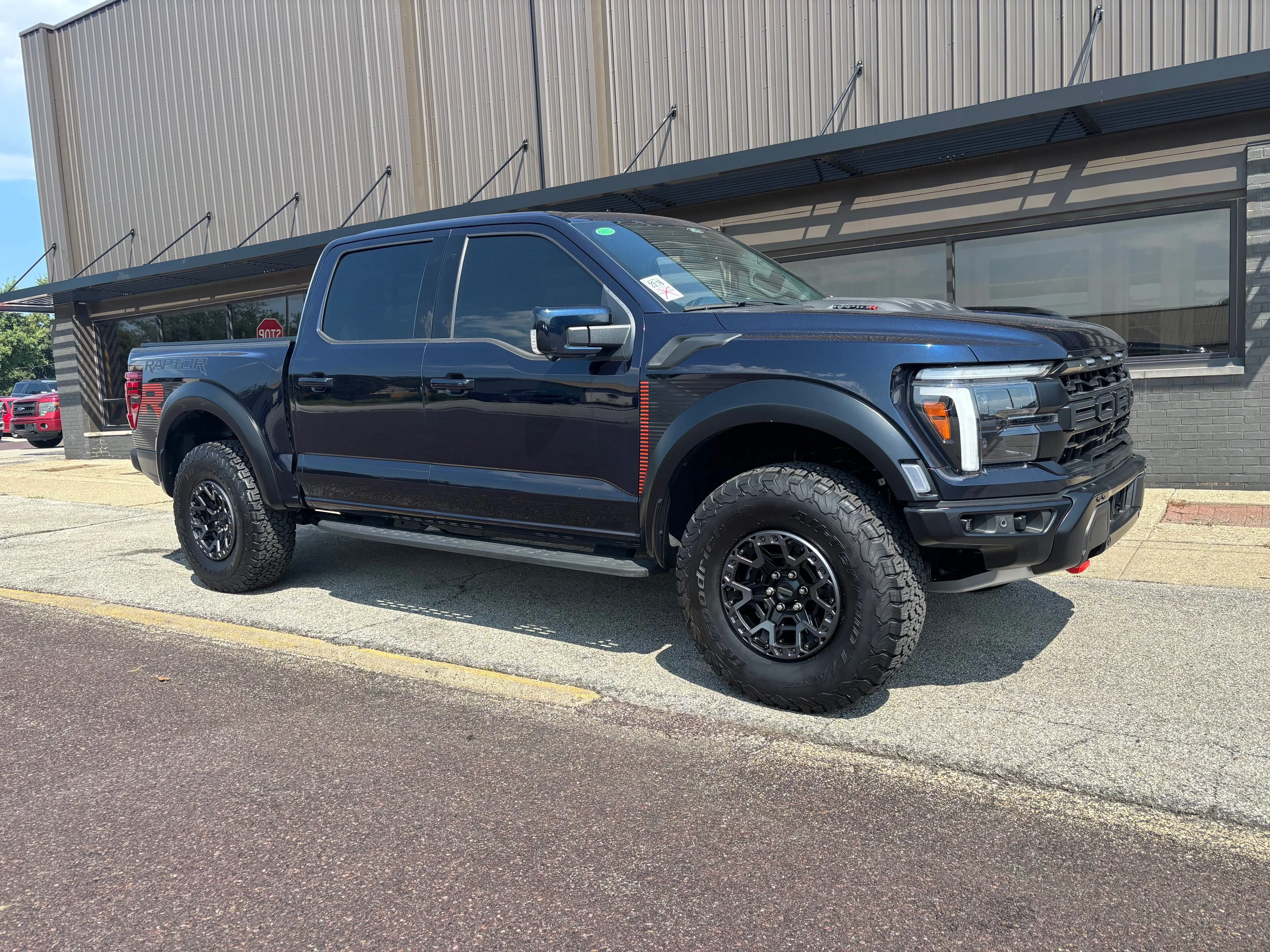 Used 2025 Antimatter Blue Metallic Ford Raptor image 3