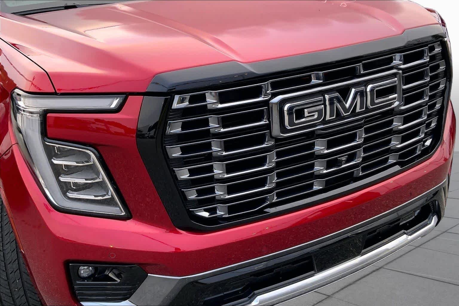 Used 2026 Volcanic Red Tintcoat GMC Denali Ultimate image 27