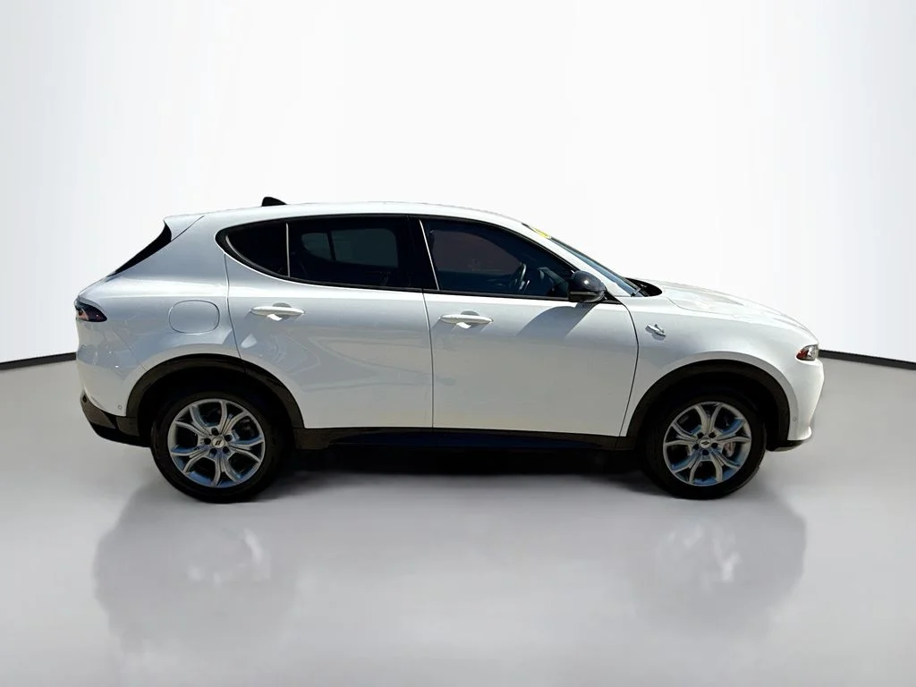 Used 2025 Q Ball Dodge R/T image 9
