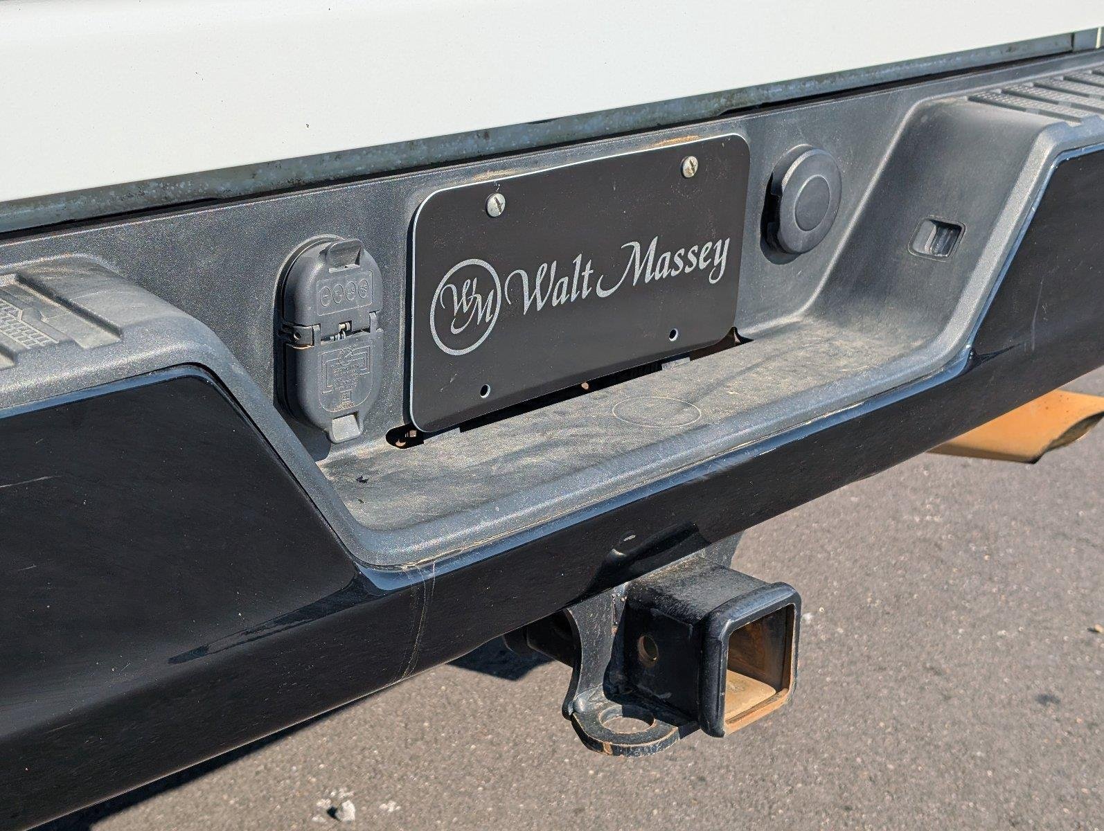 Used 2021 SUMMIT WHITE Chevrolet Custom image 34