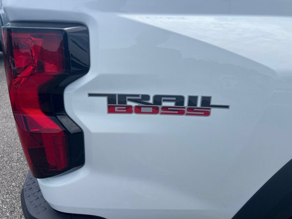 2026 Chevrolet Colorado Trail Boss - Photo 15