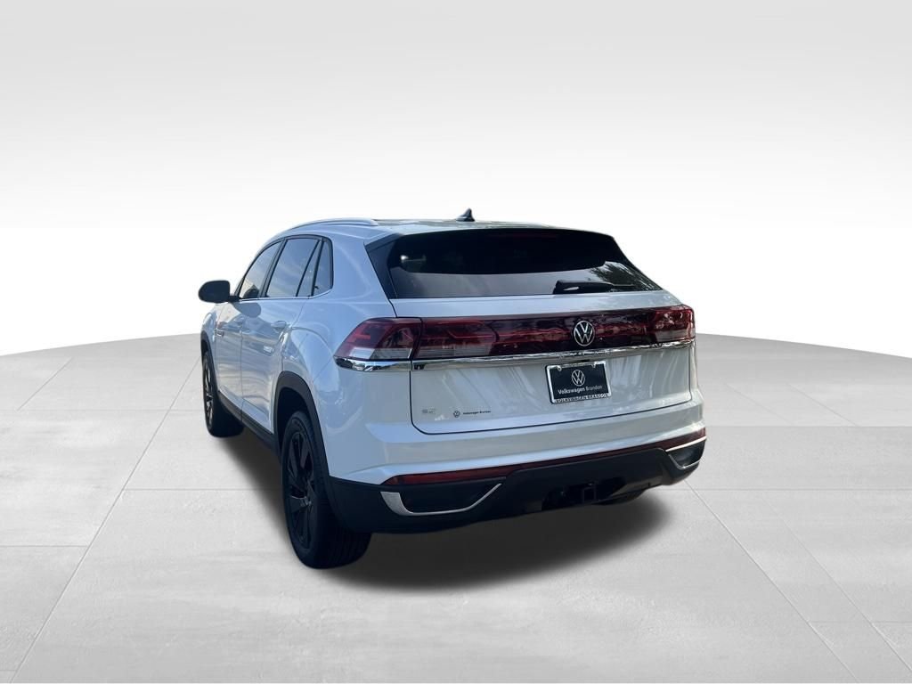 2026 Volkswagen Atlas Cross Sport SE w/Tech - Photo 3