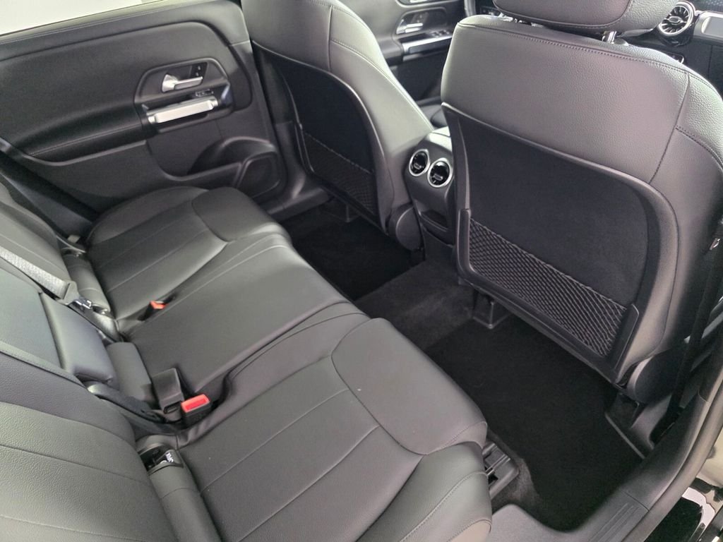 Certified Used 2025 Black Mercedes-Benz GLB 250 image 24