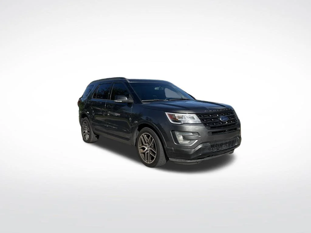 Used 2016 Magnetic Ford Sport image 2