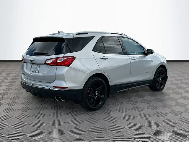 Used 2020 Silver Chevrolet Premier image 5