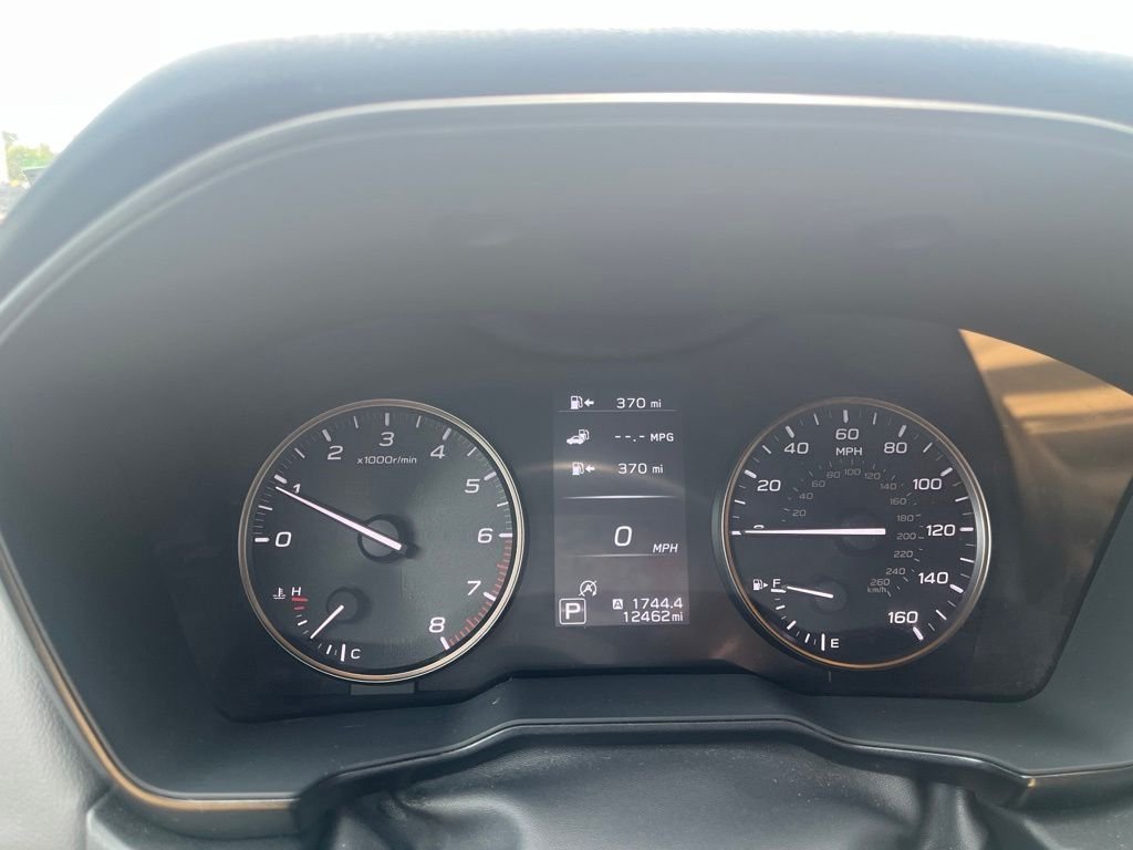 Used 2025 Green Subaru Wilderness image 13