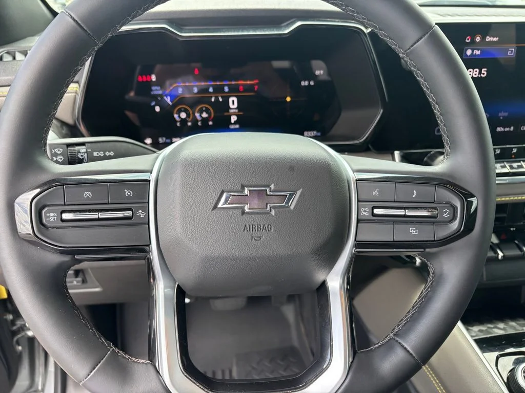 Used 2024 Gray Chevrolet ZR2 image 15