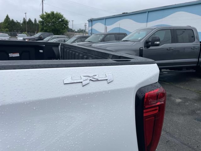 Certified Used 2025 Summit White GMC SLT image 14