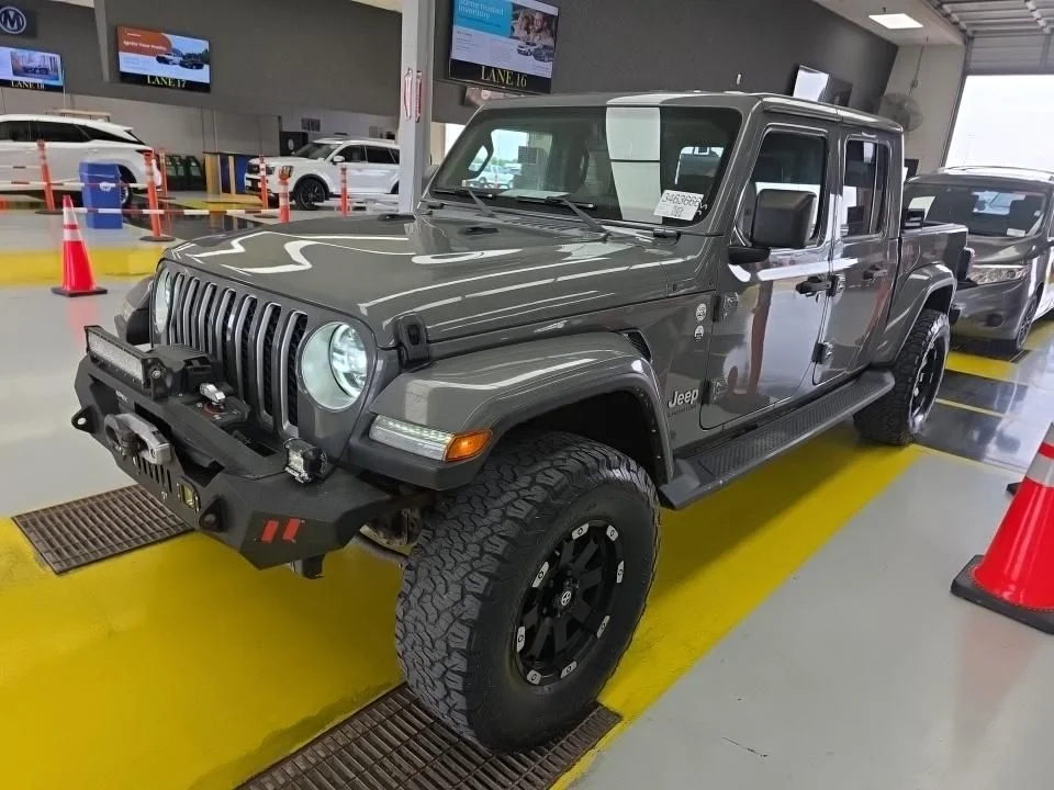 2022 Jeep Gladiator Overland