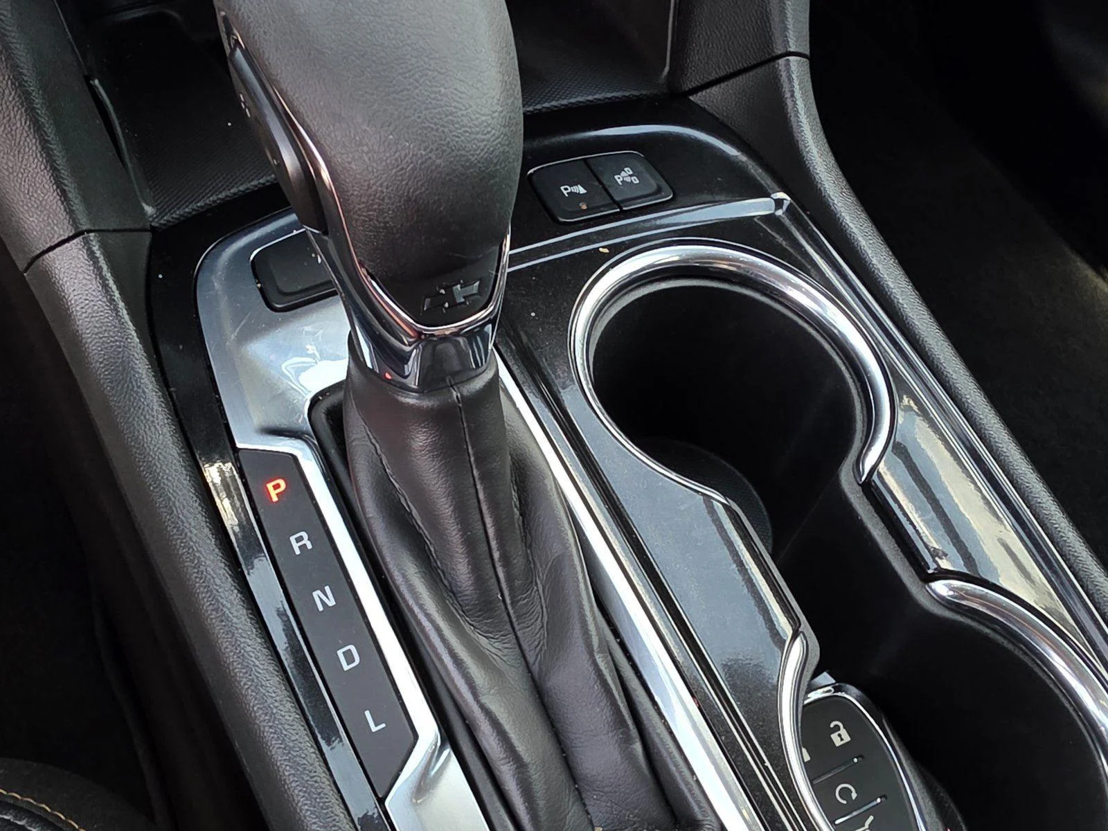 Used 2023 Sterling Gray Metallic Chevrolet Premier image 17