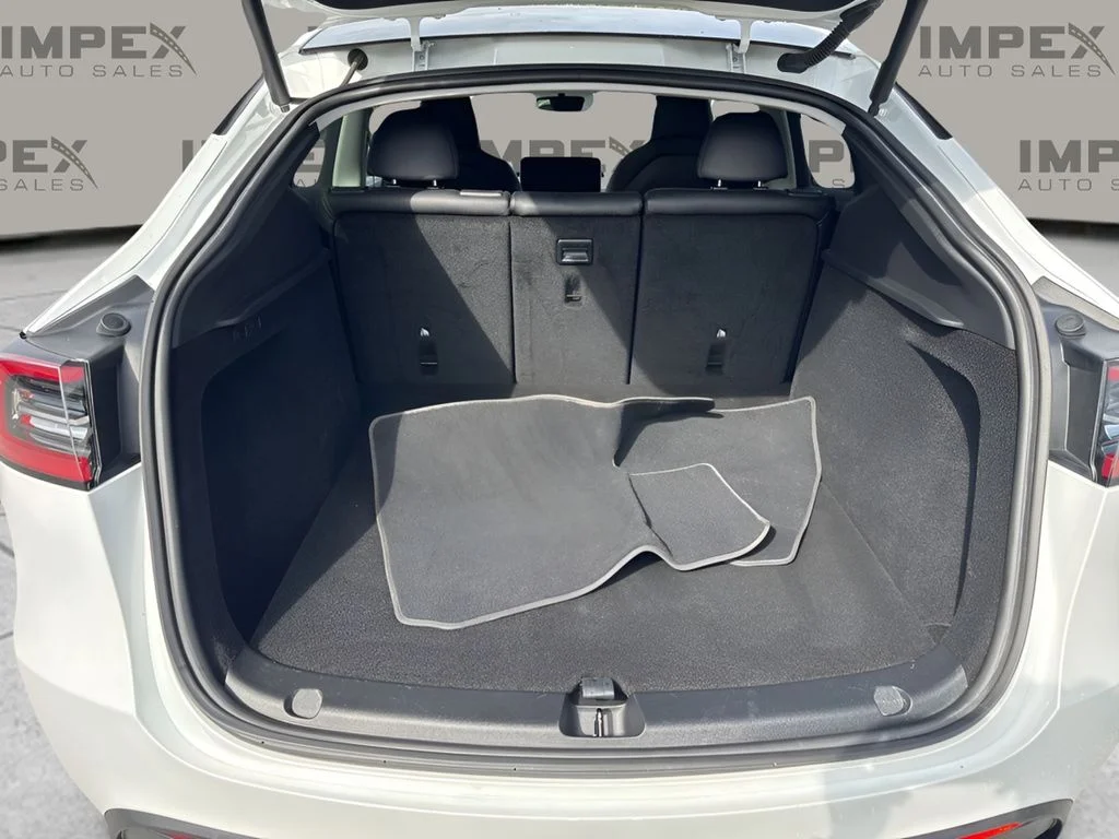 Used 2023 White Tesla Long Range image 31