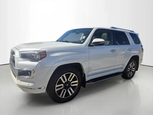 Used 2022 Blizzard Pearl Toyota Limited image 9