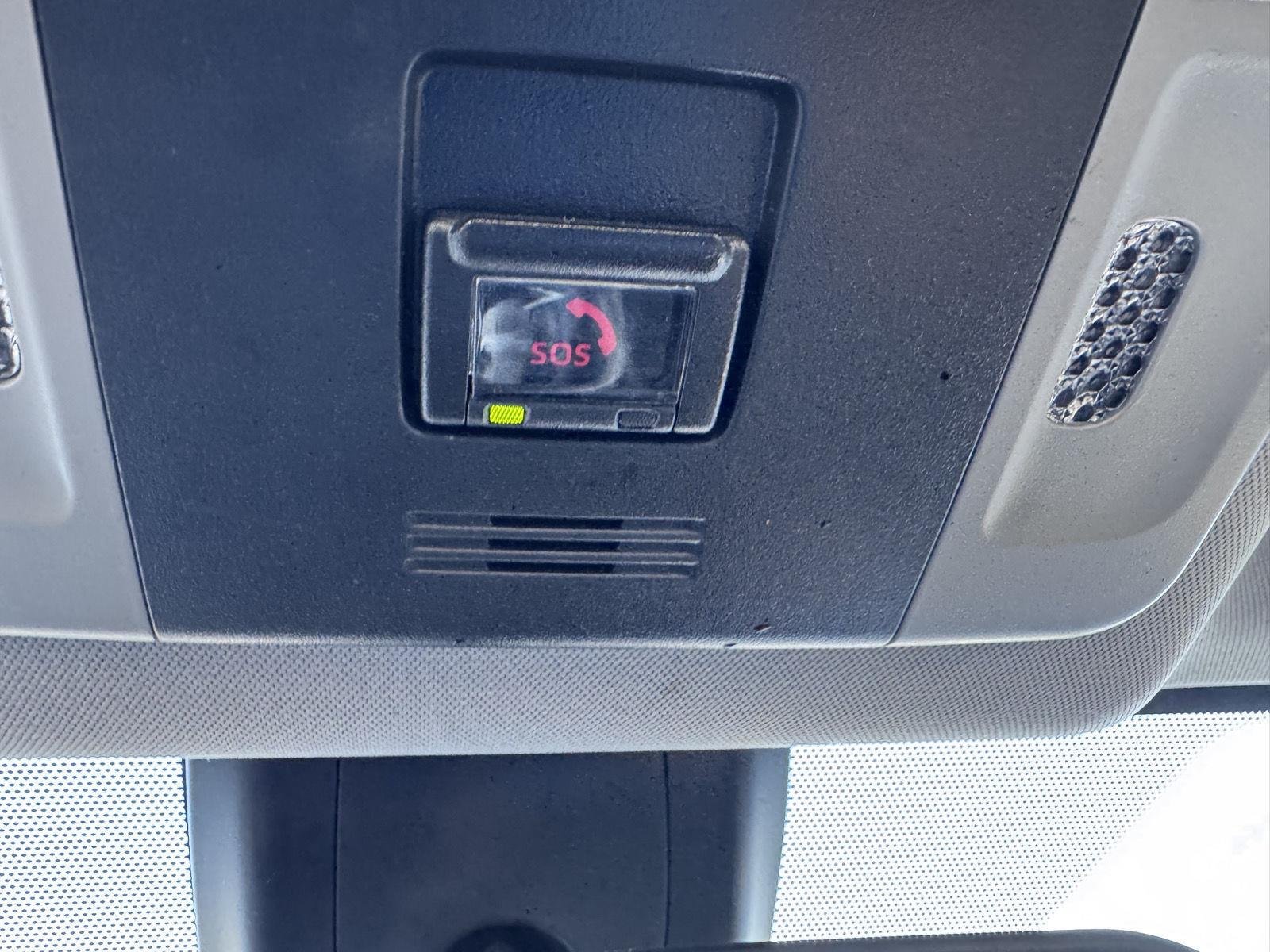 Used 2021 Midnight Black Metallic Toyota SE image 17