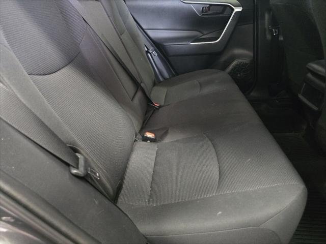 Certified Used 2020 MAGNETIC GRAY MET. Toyota  image 18