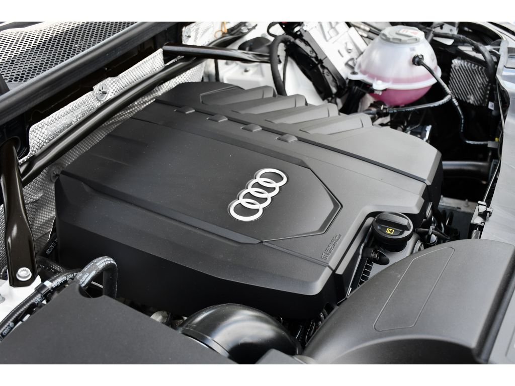 Used 2025 Glacier White Metallic Audi S line Premium image 25