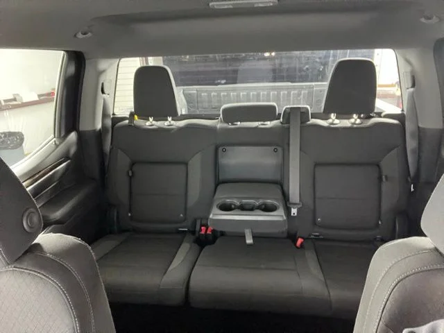 Used 2023 Sterling Metallic GMC Elevation image 33