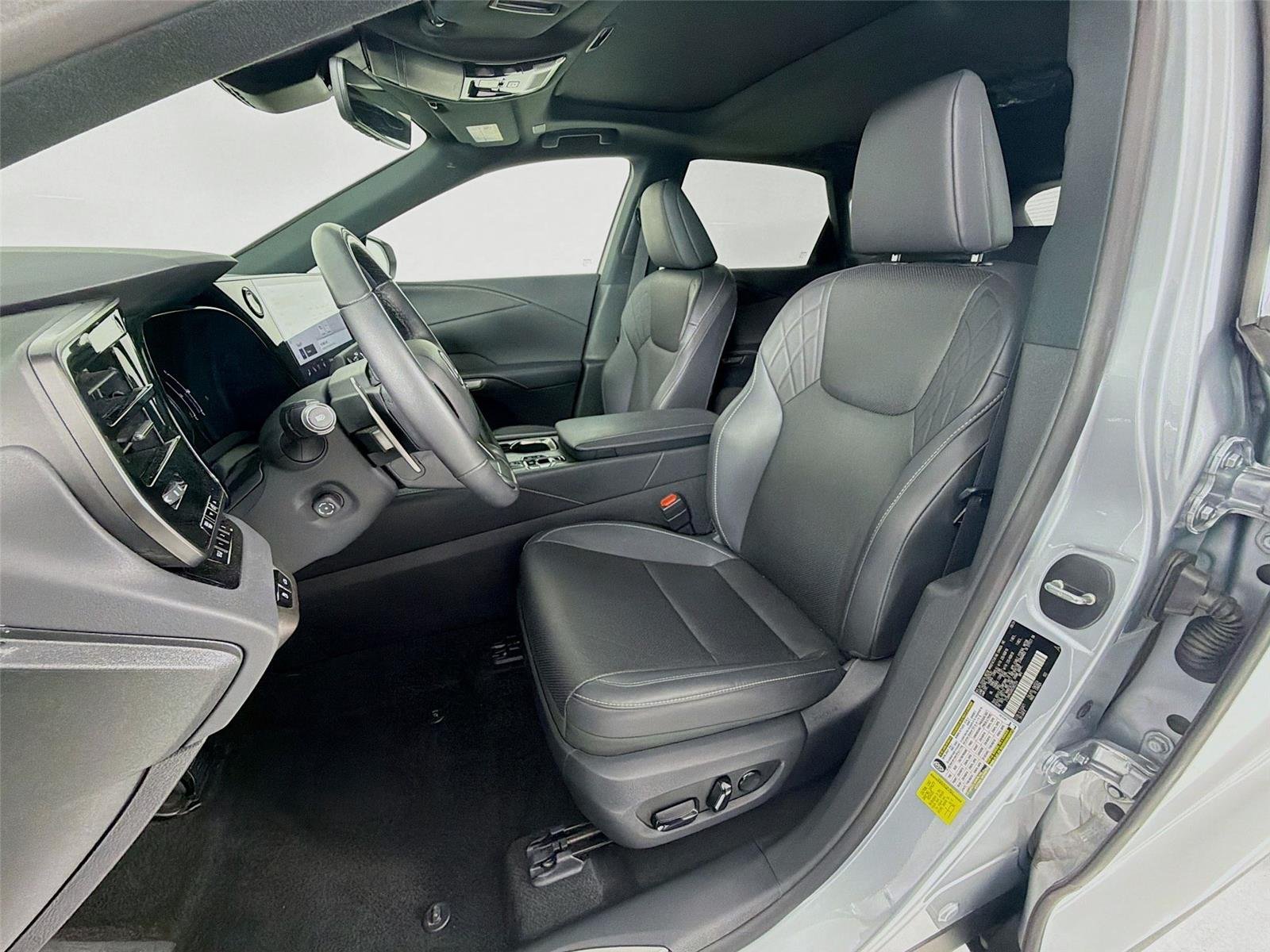Used 2024 Iridium Lexus RX 350 Premium image 5