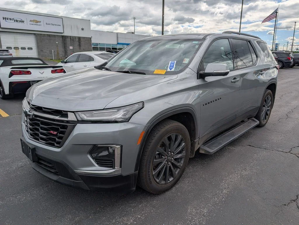 Used 2023 Sterling Gray Metallic Chevrolet RS image 5