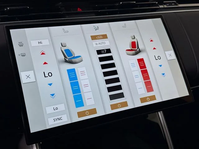 New 2026 Fuji White Land Rover SE image 23